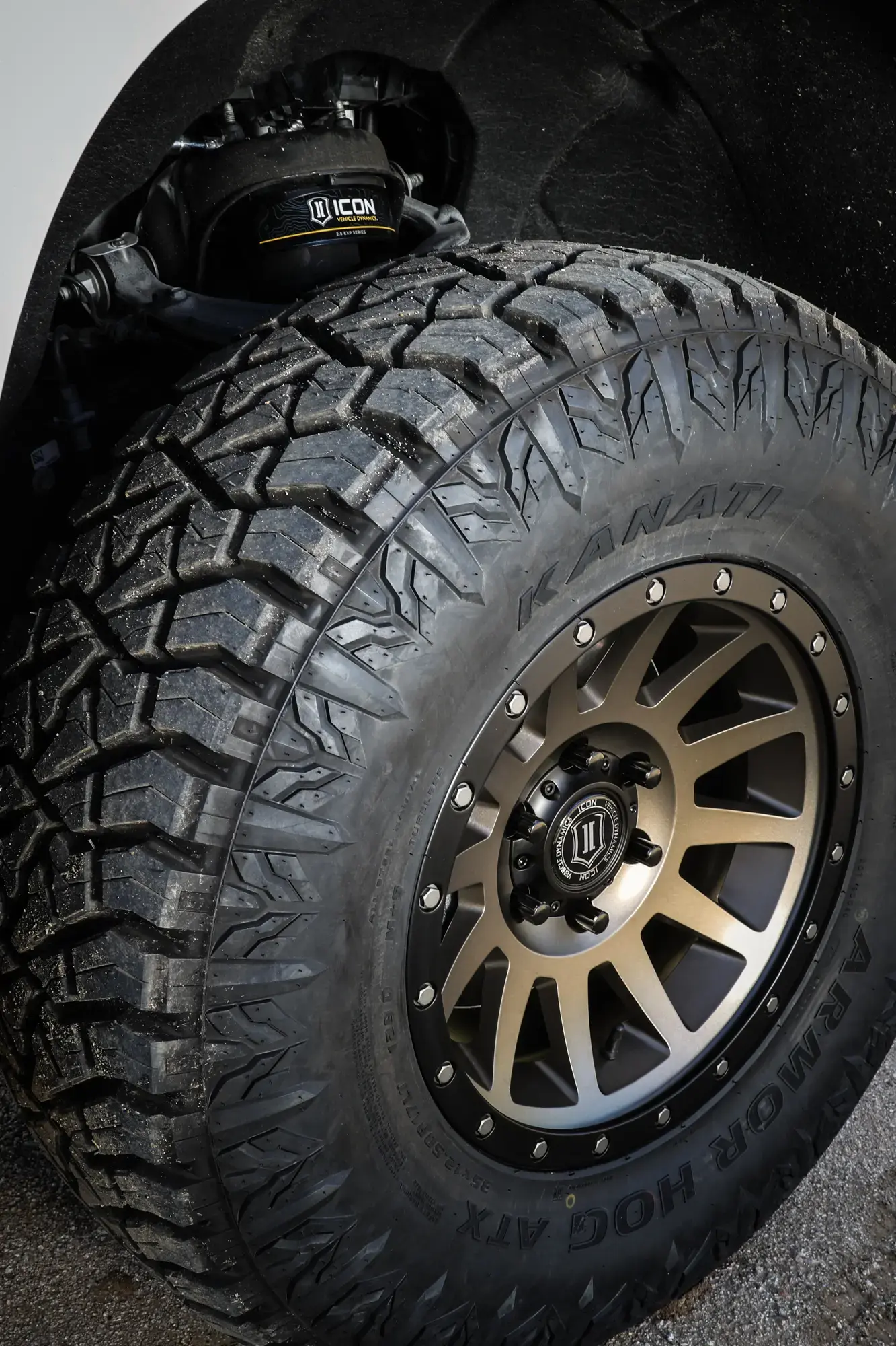ICON Alloys Compression 17x8.5 6x5.5 0m..