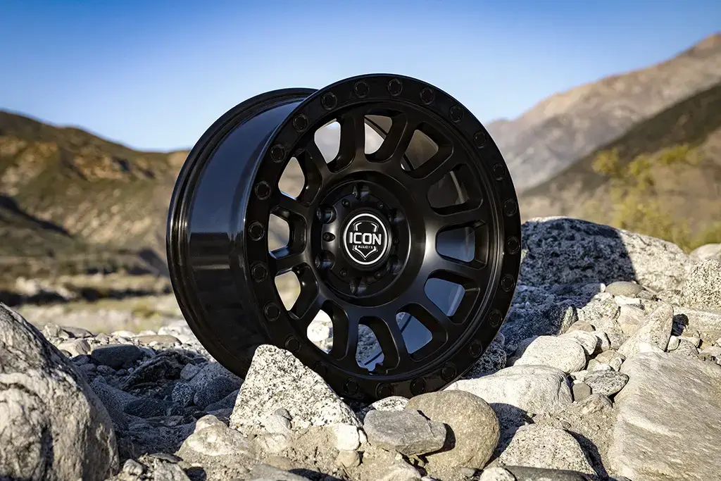 ICON Alloys  Hulse DBL Black 18x9 5x150..